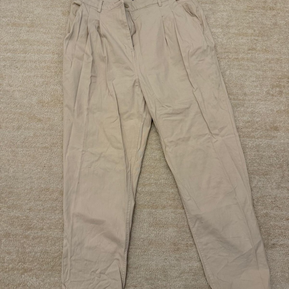 Ivory pants - Picture 2 of 2